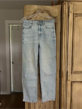 Lulus Light Blue High-Rise Straight Leg Jeans